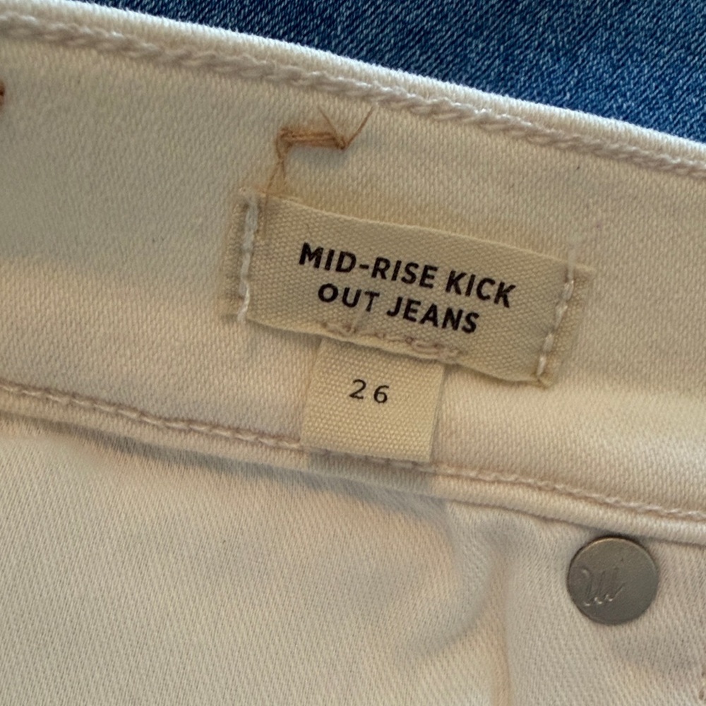 Madewell White Mid-Rise Kick Out Ankle Jeans
